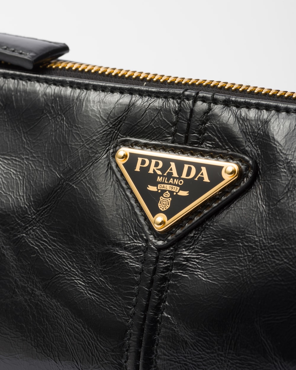 Prada Re-Edition 2002 Medium Leather Shoulder Bag - Image 4